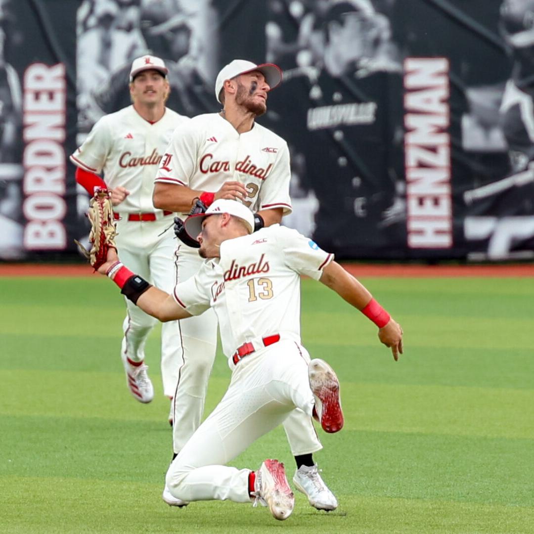 UL SUPER 3 Louisville baseball fielding